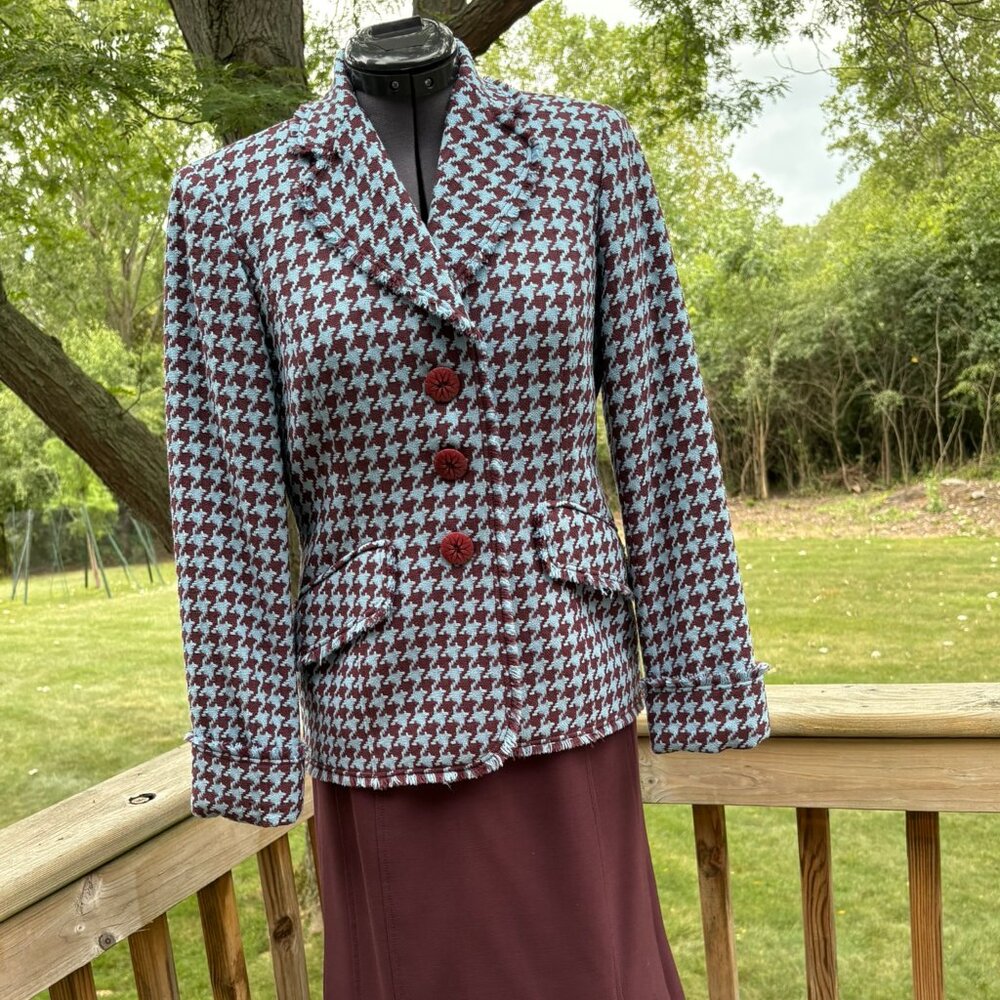 Juliana size 0 2-piece wool suit